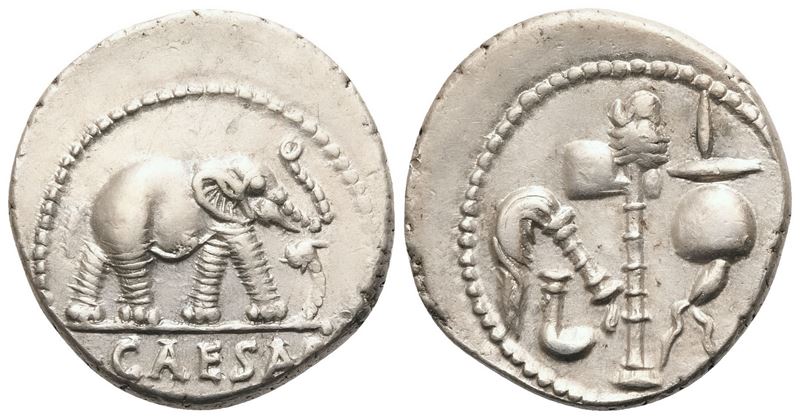 C. Iulius Caesar, Denarius, Military mint moving with Caesar, 49-48 BC; AR (3,98 g; 18,2 mm; 12 h...