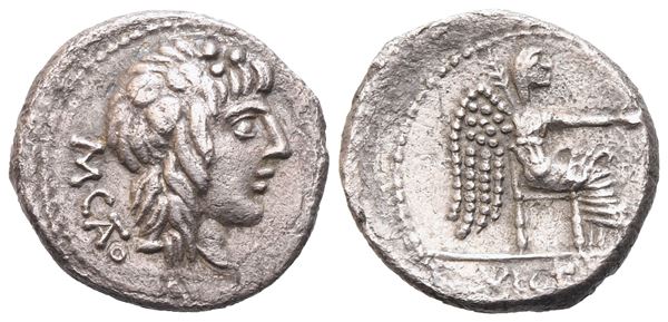 M. Porcius Cato, Quinarius, 89 BC; AR (1,73 g; 13,4 mm; 5 h)