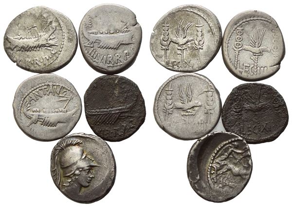  Lot of 5 AR and Æ coins to be catalogued. Lot sold as is, no returns.