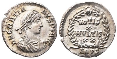 Gratian, Siliqua di Aquileia (AR), dritto e rovescio con busto e VOTIS/MVLTIS in corona d’alloro