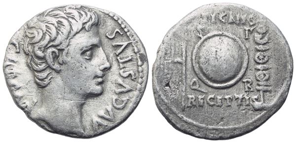 Augustus (27 BC-14 AD), Denarius, Colonia Patricia (?), c. 19 BC; AR (3,67 g; 18,5 mm; 7 h)