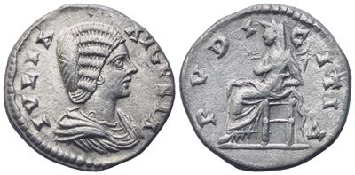 Julia Domna Augusta (193-217), Denarius, Rome, 211-217; Ar (2,52 G; 17,5 MM; 11 H)
