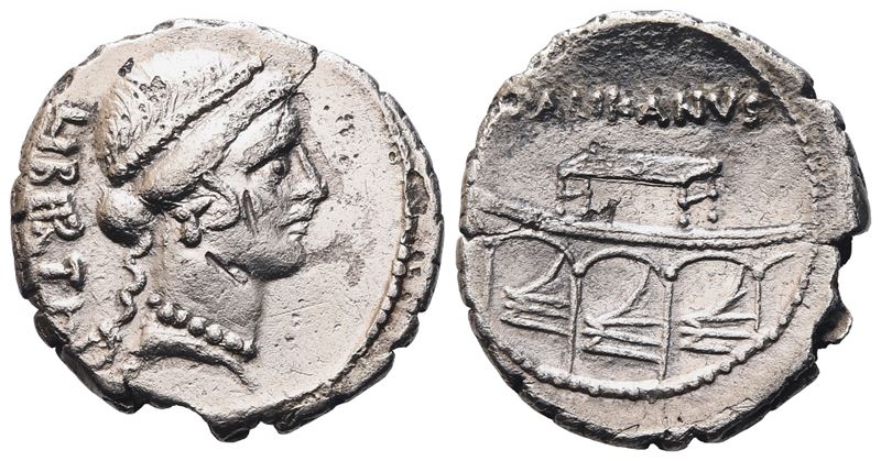 Lollius Palikanus, Denarius, 45 Bc; Ar (3,37 G; 18,2 MM; 2 H)