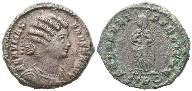 Fausta Augusta (324-326), Follis, Treveri, 326; Æ (3,78 G; 19 MM; 12 H)