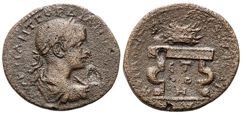 Gordiano III, Pontus (Neocaesarea) – Æ, busto laureato e corazzato / tavolo dei premi con corona ...