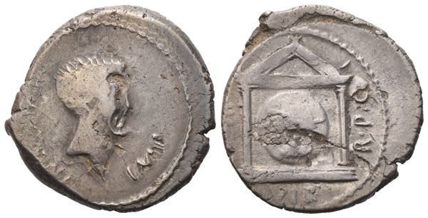 Mark Antony, Denarius, MIlitary mint moving with Mark Antony in Greece, 42 BC; AR (3,60 g; 18 mm; 4 h)