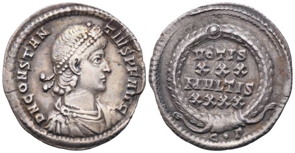 Constantius II (337-361), Siliqua, Constantinople, March 351-November 355; AR (2,14 g; 19,9 mm; 12 h)