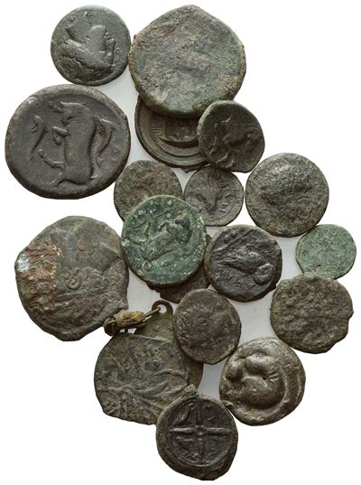Lot Of 19 Æ Coins To Be Catalogued. Lot Sold As Is, No Returns.