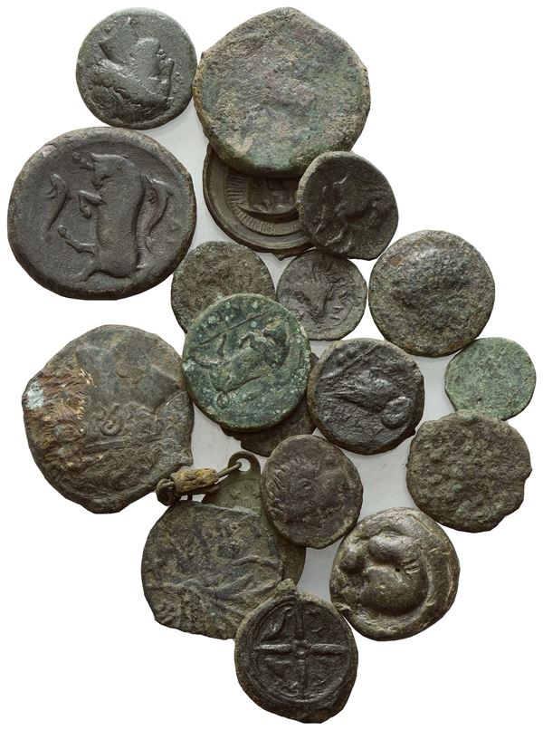  Lot of 19 Æ coins to be catalogued. Lot sold as is, no returns.