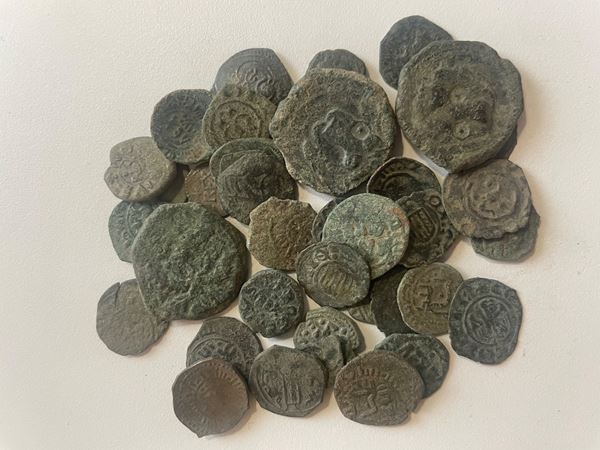 Lot of 41 Medieval Coins. lot sold as is, no return  - Auction Greek, Roman, Byzantine Coins - Bertolami Fine Art - Prague