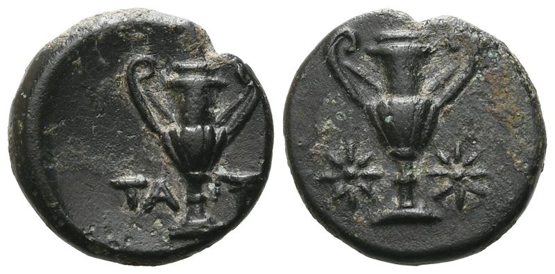 Southern Apulia, Tarentum, C. 275-200 Bc. Æ (12 MM, 2.45 G).