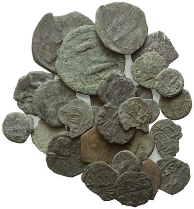 Lot Of 29 Byzantine Æ Coins To Be Catalogued. Lot Sold As Is, No Returns.