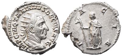 Trajan Decius (249-251), Antoninianus, Rome, 249-250; Ar (4,52 G; 22,7 MM; 6 H)