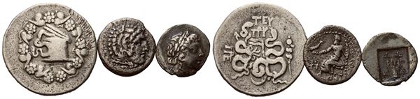 Lot of 3 Greek AR coins to be catalogued. Lot to be sold as is, no returns.