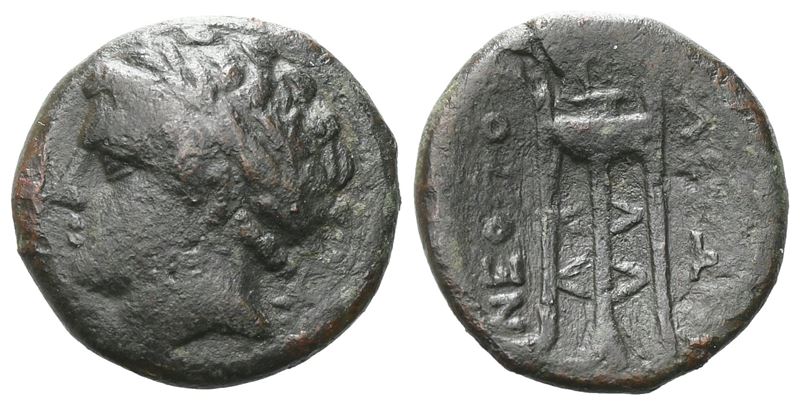 Southern Campania, Neapolis, C. 300-275 Bc. Æ (15 MM, 2.23 G).