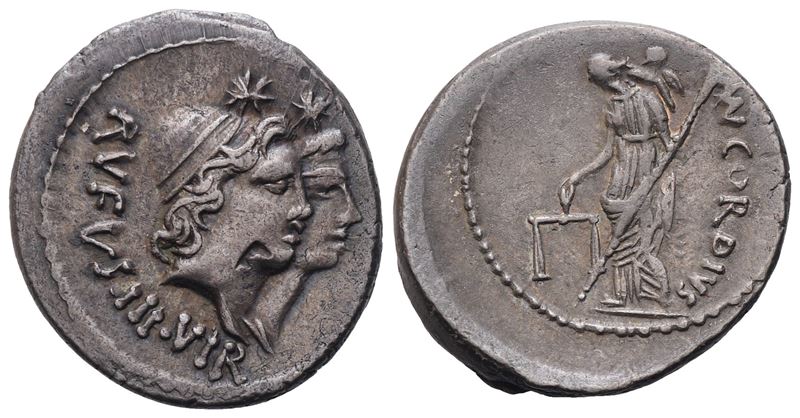 Mn. Cordius Rufus, Denarius, Rome, 46 Bc; Ar (3,93 G; 19,7 MM; 5 H)