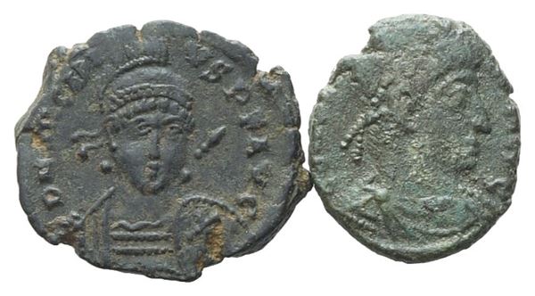 Uncertain late emperor, 4th century. Æ (15mm, 1.85g).  - Auction Greek, Roman and Byzantine Coins	 - Bertolami Fine Art - Prague
