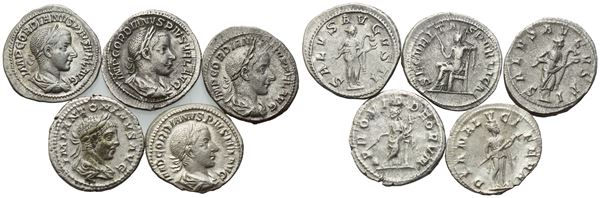 Lot of 5 Roman AR coins to be catalogued. Lot sold as is, no returns.