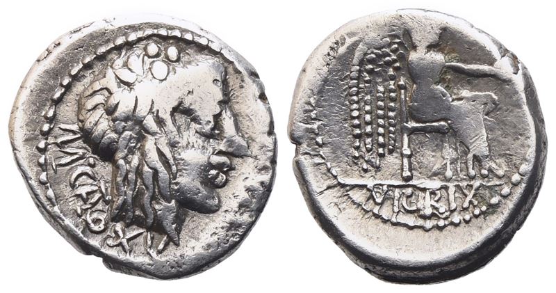 M. Porcius Cato, Quinarius, 89 Bc; Ar (2,18 G; 14,7 MM; 8 H)