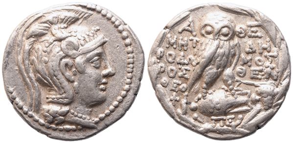 Attica, Athens, Tetradrachm, c. 115-114 BC; AR (16,69 g; 28,8 mm; 12 h)