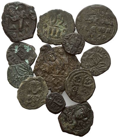 Lot Of 10 Æ Coins To Be Catalogued. Lot To Be Sold As Is, No Returns.
