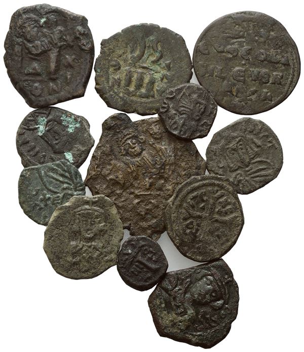  Lot of 10 Æ coins to be catalogued. Lot to be sold as is, no returns.