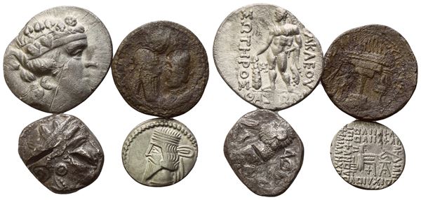  Lot of 4 coins to be catalogued. Lot to be sold as is, no returns.