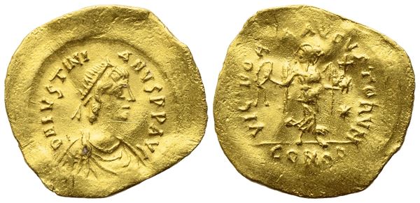 Justinian I (527-565), Tremissis, Constantinople mint; AV (1,38 g; 16,3 mm; 6 h)