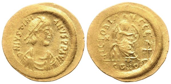 Justinian I (527-565), Semissis, Constaninopolis; AV (2,25 g; 17,8 mm; 6 h)