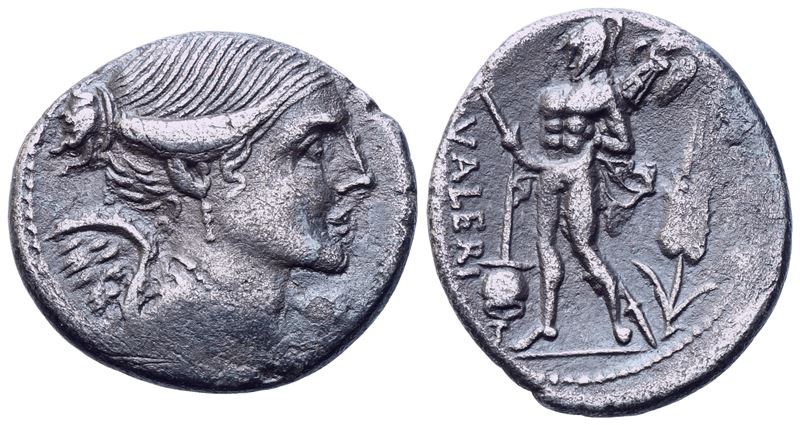 L. Valerius Flaccus, Denarius, Rome, C. 108-107 Bc; Ar (3,68 G;19,2 MM; 3 H)