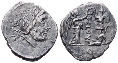 T. Cloulius (or Cloelius), Quinarius, 98 Bc; Ar (1,57 G; 16,2 MM; 12 H)