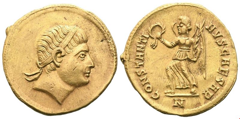 Costantino II, Solidus con testa laureata e figura imperiale, Nicomedia (325–326), AV