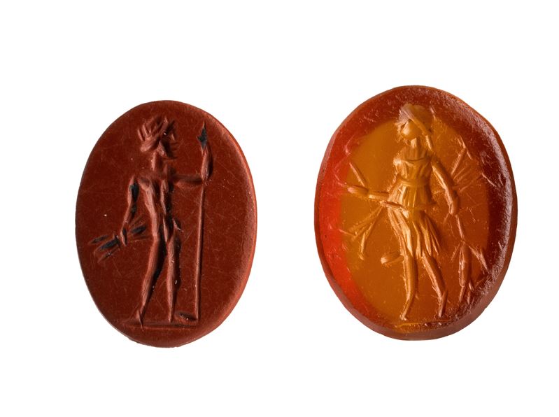 A lot of 2 hardstones Roman intaglios. Deities.