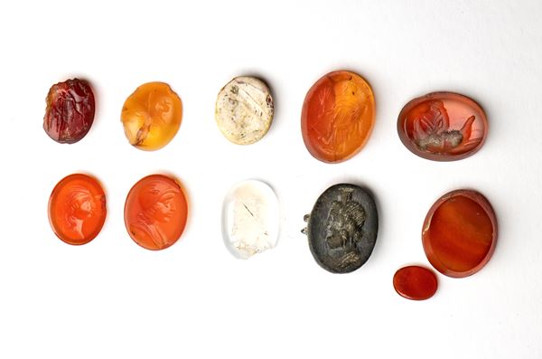 A lot of 10  ancient  and modern engraved gems. Various subjects.