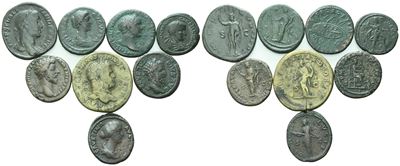Collezione di otto monete imperiali romane in Æ (rame/leghe), lotto