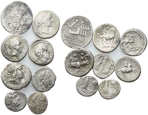 Lot of 7 Roman Republican AR coins to be catalogued. Lot to be sold as is, no returns.