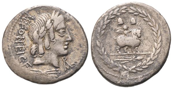 Mn. Fonteius, Denarius, Rome, 85 BC; AR (3,63 g; 20,3 mm; 1 h)