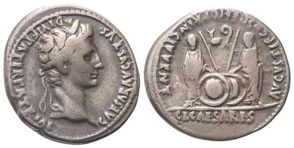 Augustus (27 BC-AD 14), Denarius, Lugdunum, 2 BC-AD 4; AR (3,76 g; 19,8 mm; 4 h)