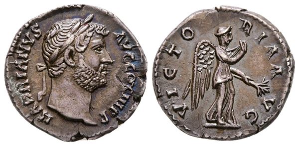Hadrian (117-138). AR Denarius (18 mm, 3.11 g).