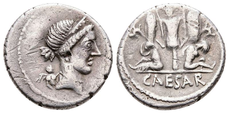Julius Caesar, Military Mint in Spain, Late 46-early 45 Bc. Ar Denarius (20 MM, 3.94 G).