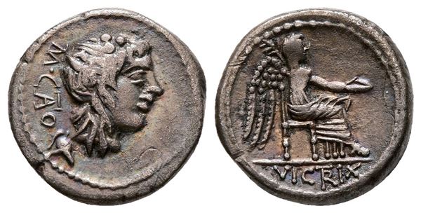 M. Cato, Rome, 89 BC. AR Quinarius (14 mm, 1.99 g).