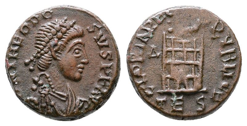 Theodosius i (379-395). Æ (12mm, 1.81g).