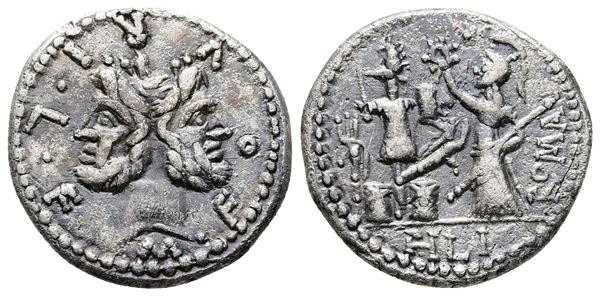 M. Furius L.f. Philus, Rome, 120 BC. AR Denarius (20mm, 3.68g).