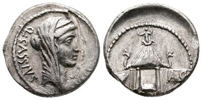 Q. Cassius Longinus, Rome, 55 Bc. Ar Denarius (19mm, 3.76g).