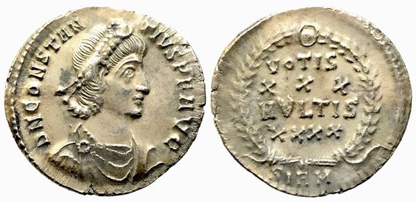 Constantius II (337-361), Siliqua, Sirmium, c. AD 351-355. AR (g 2,34; mm 19,3)  - Auction Imperium. Roman Coin Portraits - Bertolami Fine Art - Prague