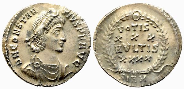 Constantius II (337-361), Siliqua, Sirmium, c. AD 351-355. AR (g 2,34; mm 19,3)