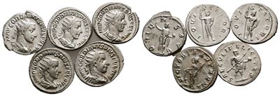 Lot Of 5 Roman Antoniniani