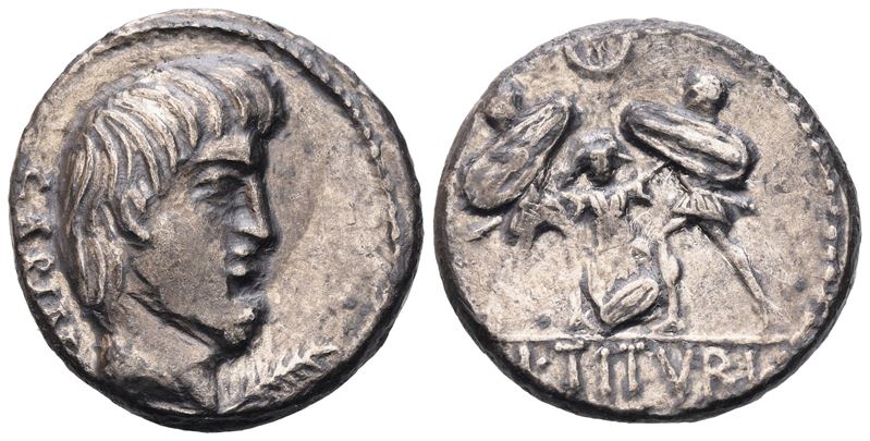 L. Titurius L.f. Sabinus, Rome, 89 Bc. Ar Denarius (18mm, 3.76g).