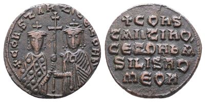 Constantine VII And Zoe (913-959). Æ 40 Nummi (25mm, 7.01g).