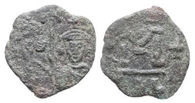 Justinian II With Tiberius (second Reign, 705-711). Æ 40 Nummi (16mm, 1.68g).